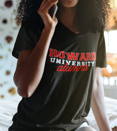 Howard University Alumna (Women's V-Neck)
